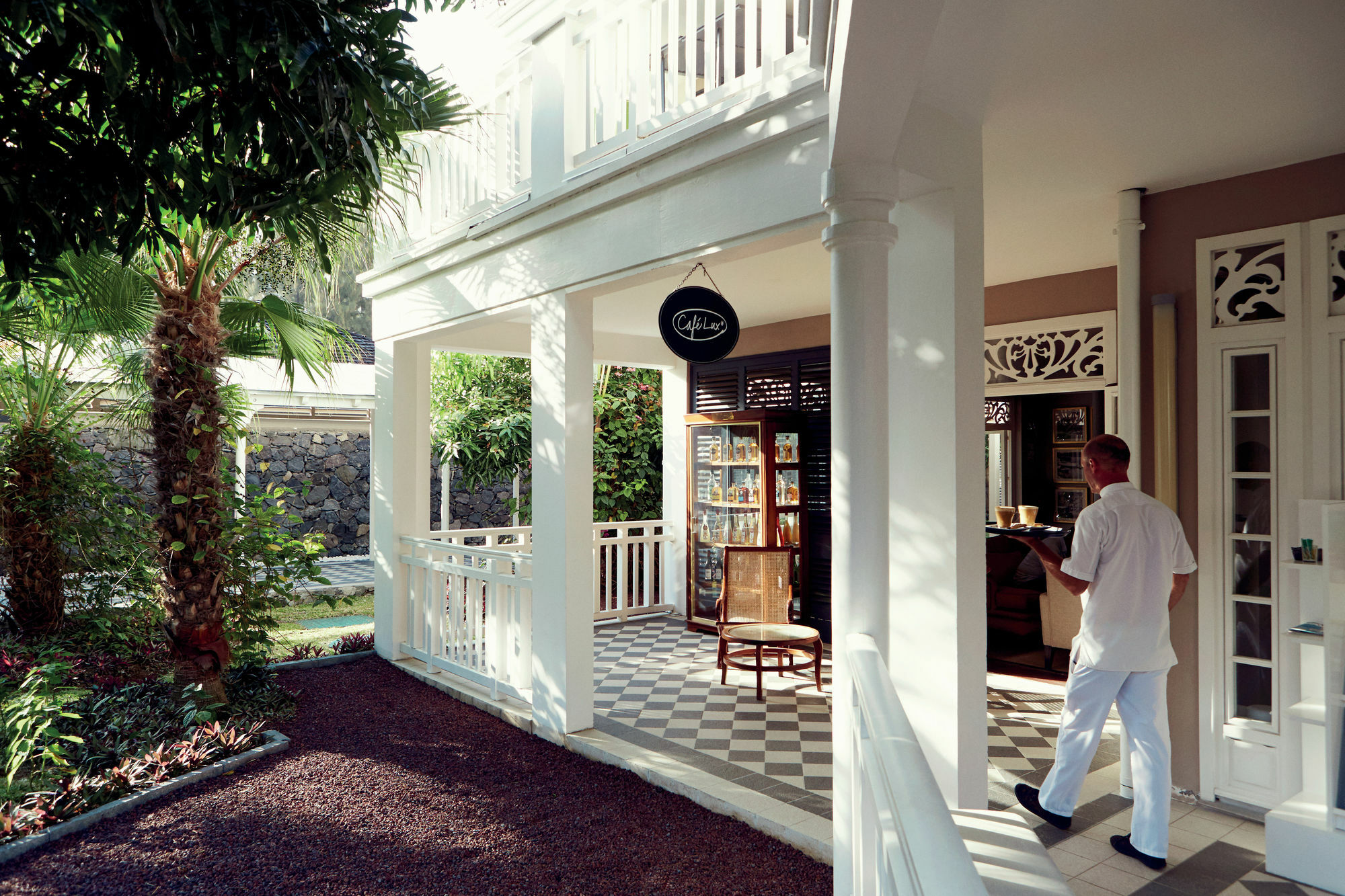 Lux* Saint Gilles Resort Exterior photo The E & O 87 restaurant